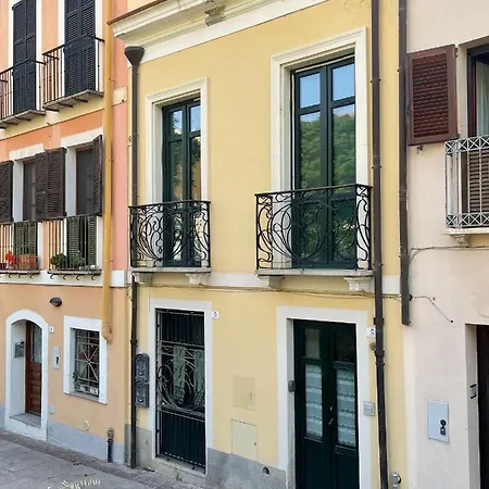 La Casa Gialla Cagliari
