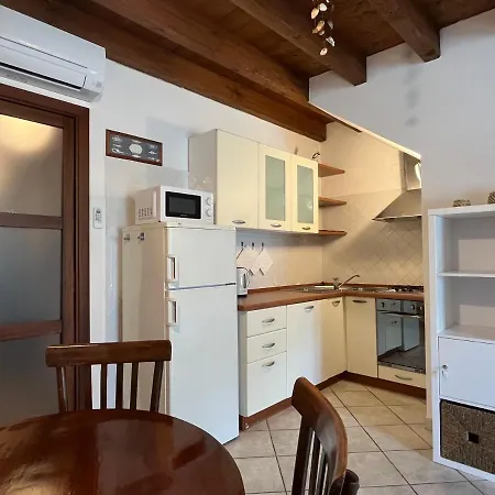 La Casa Gialla Apartment Cagliari