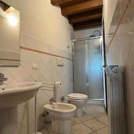 Apartment La Casa Gialla *