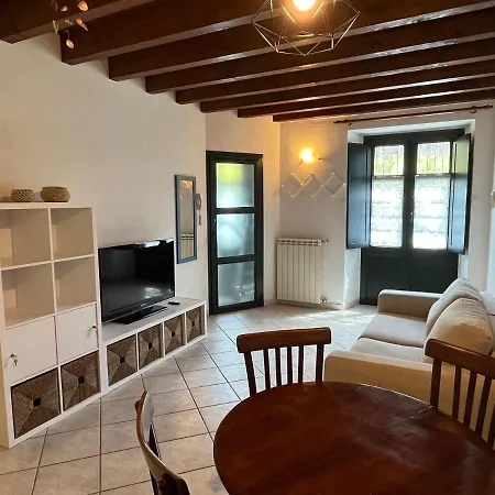 La Casa Gialla Cagliari